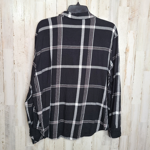 Victoria's Secret Black Plaid Button Front Sleep Shirt Ladies Size Large - Picture 10 of 10